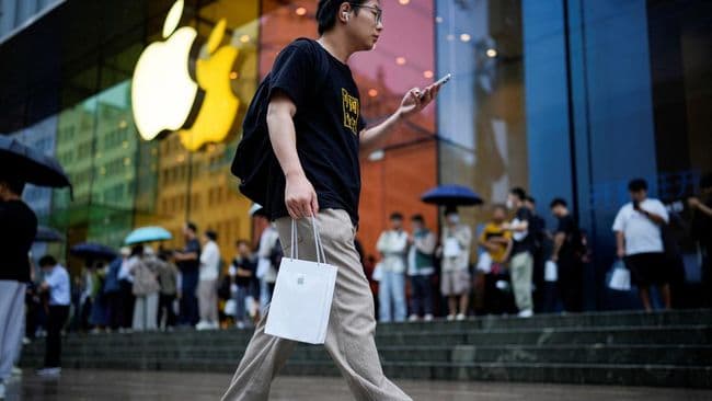 Apple Bangkit dari Jurang, iPhone 16 Diramal Laku Keras