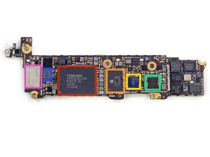 IC NAND dan IC PCIe iPhone