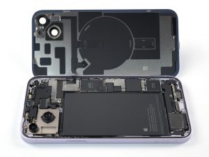 iFixit Bongkar iPhone 14- Desain Baru Mudah Untuk Diperbaiki  3