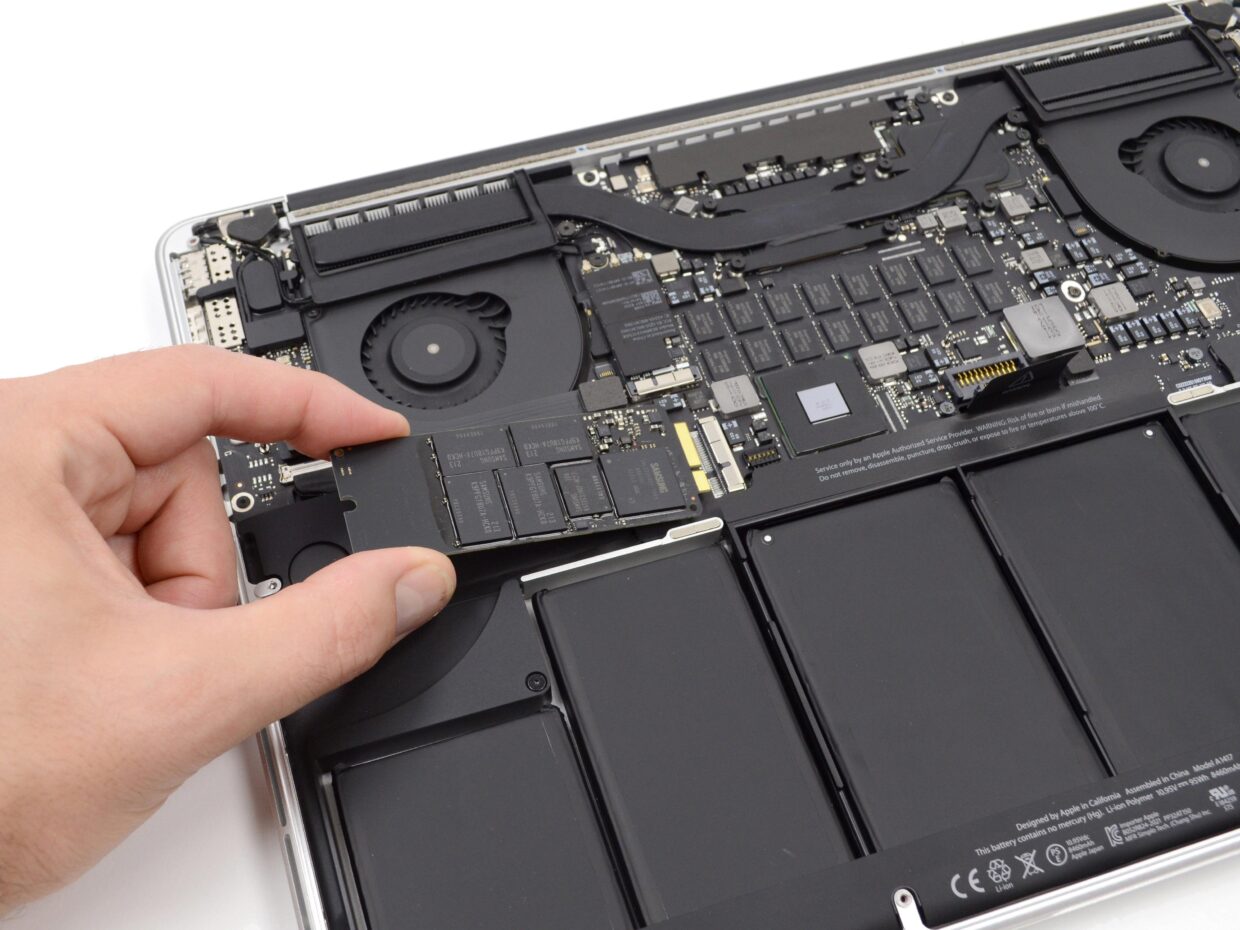 MacBook Pro 2019 Mati karena SSD MacBook Pro Bermasalah 