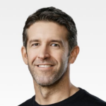 senior vice president hardware engineering apple john ternus 1759798270399 169